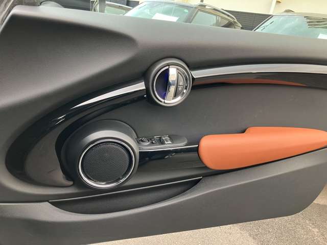 ミニ ミニ クーパーＳ ３ドア H30年 (近畿) 99