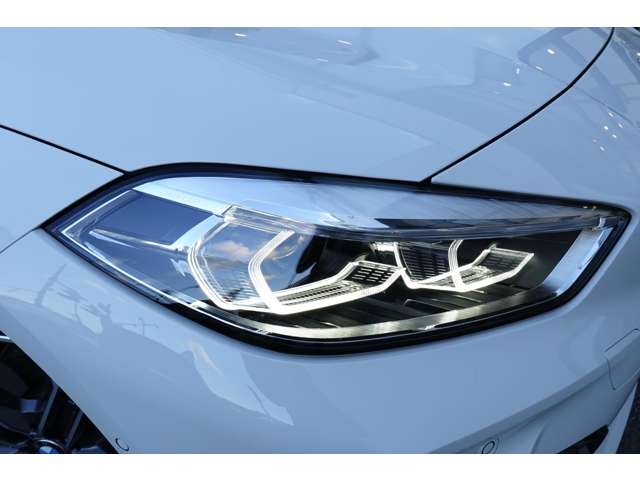 ＢＭＷ １シリーズ １１８Ｄ Ｍスポーツ ディーゼルターボ R6年 (近畿) 99