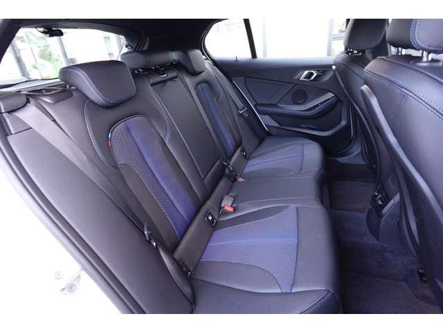 ＢＭＷ １シリーズ １１８Ｄ Ｍスポーツ ディーゼルターボ R6年 (近畿) 99