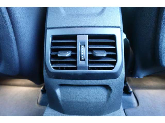 ＢＭＷ １シリーズ １１８Ｄ Ｍスポーツ ディーゼルターボ R6年 (近畿) 99