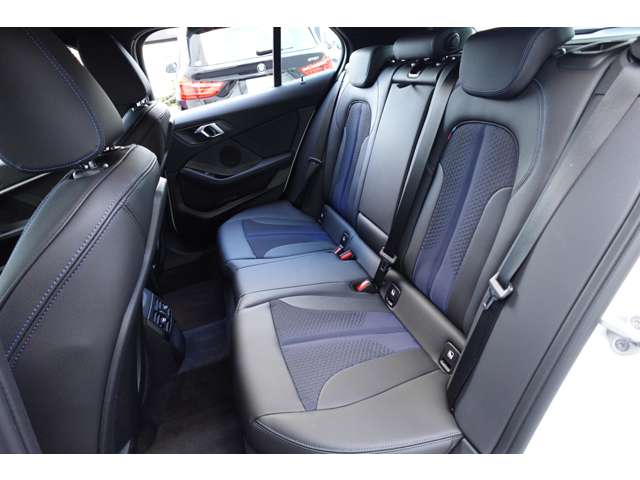 ＢＭＷ １シリーズ １１８Ｄ Ｍスポーツ ディーゼルターボ R6年 (近畿) 99