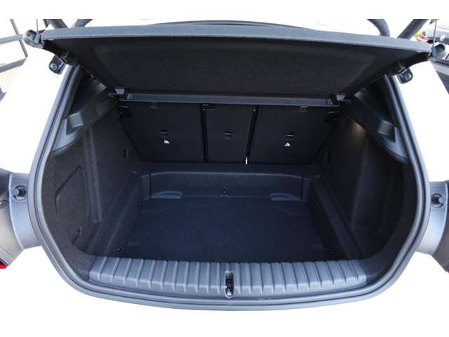 ＢＭＷ １シリーズ １１８Ｄ Ｍスポーツ ディーゼルターボ R6年 (近畿) 99