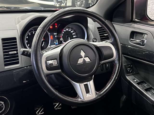 三菱 ランサー ２．０ ファイナルエディション ４ＷＤ H27年 (関東) 99