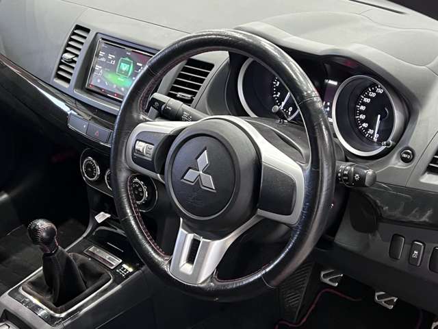 三菱 ランサー ２．０ ファイナルエディション ４ＷＤ H27年 (関東) 99