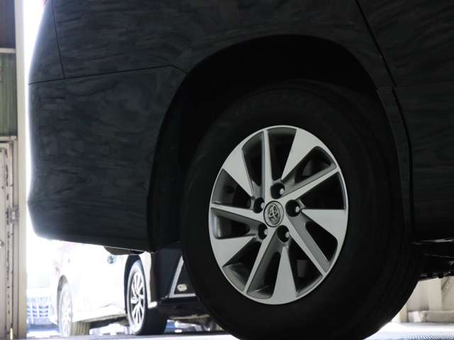 トヨタ アルファード　ハイブリッド ２．４ ＳＲ ４ＷＤ H24年 (関東) 99