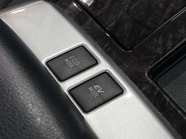 トヨタ アルファード　ハイブリッド ２．４ ＳＲ ４ＷＤ H24年 (関東) 99