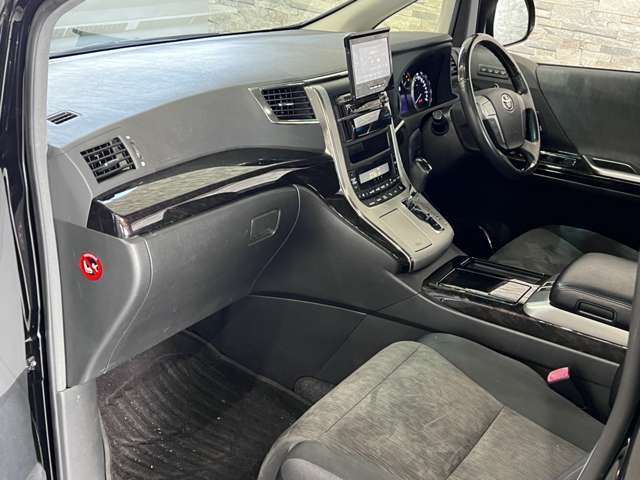 トヨタ アルファード　ハイブリッド ２．４ ＳＲ ４ＷＤ H24年 (関東) 99