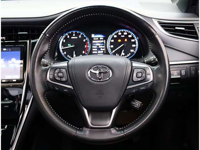 トヨタ ハリアー ２．０ プレミアム スタイル ノアール R1年 (関東) 99