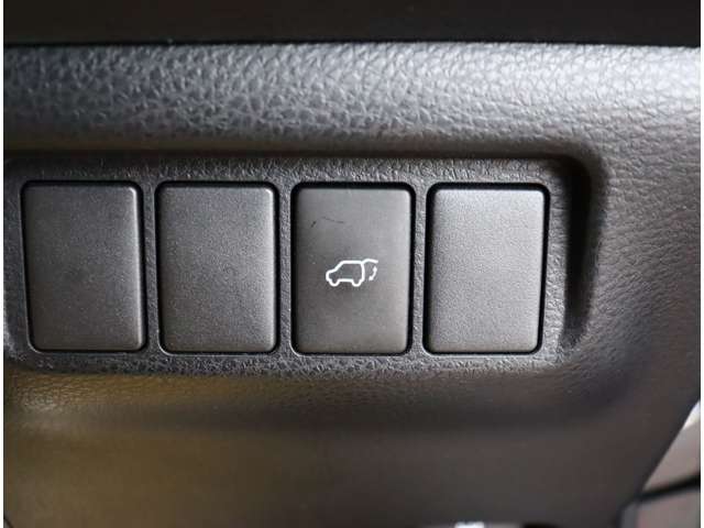 トヨタ ハリアー ２．０ プレミアム スタイル ノアール R1年 (関東) 99