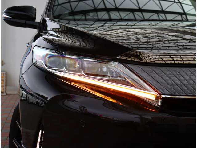 トヨタ ハリアー ２．０ プレミアム スタイル ノアール R1年 (関東) 99