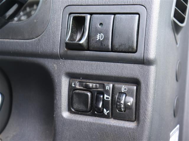 スズキ ジムニー ６６０ ＸＣ ４ＷＤ H29年 (関東) 99