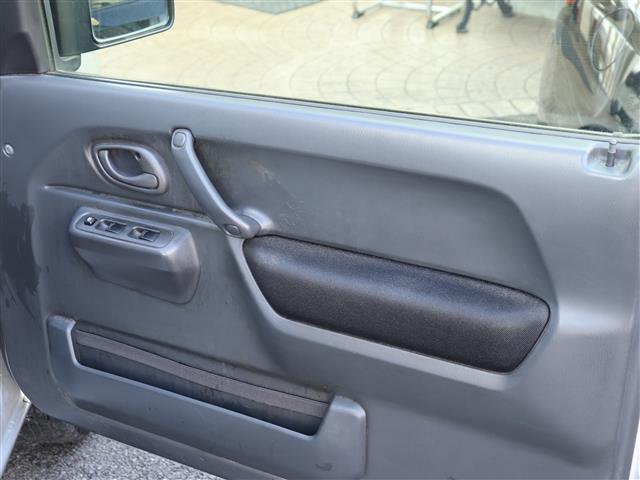 スズキ ジムニー ６６０ ＸＣ ４ＷＤ H29年 (関東) 99