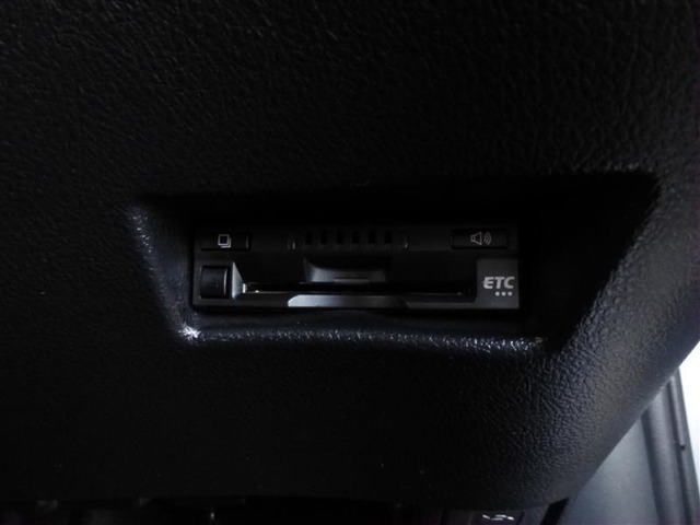 トヨタ シエンタ １．５ ファンベース Ｇ R2年 (東北) 99