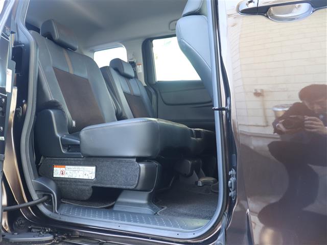 トヨタ シエンタ １．５ Ｇ クエロ ４ＷＤ R3年 (関東) 99