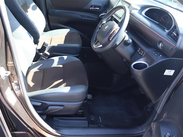 トヨタ シエンタ １．５ Ｇ クエロ ４ＷＤ R3年 (関東) 99