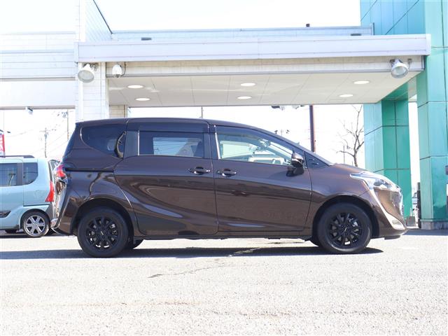 トヨタ シエンタ １．５ Ｇ クエロ ４ＷＤ R3年 (関東) 99