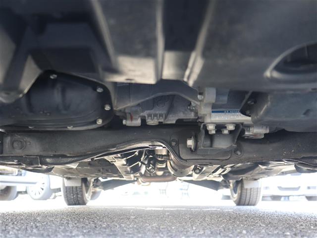 トヨタ シエンタ １．５ Ｇ クエロ ４ＷＤ R3年 (関東) 99