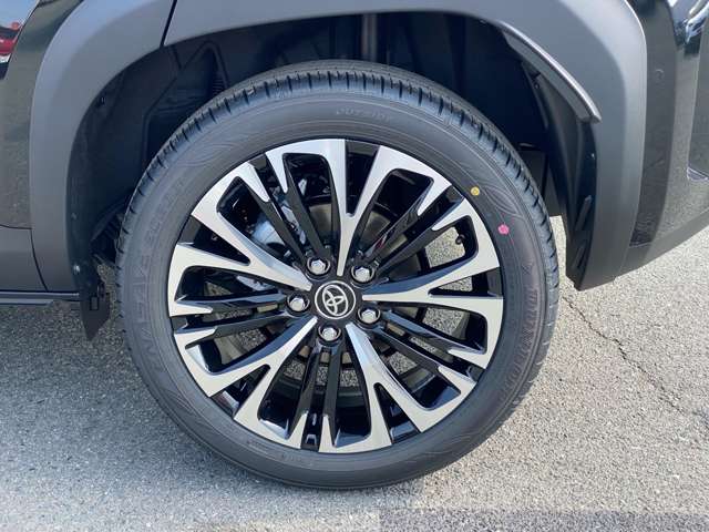 トヨタ ヤリスクロス　ハイブリッド １．５ ハイブリッド Ｚ アドベンチャー R7年 (九州・沖縄) 99