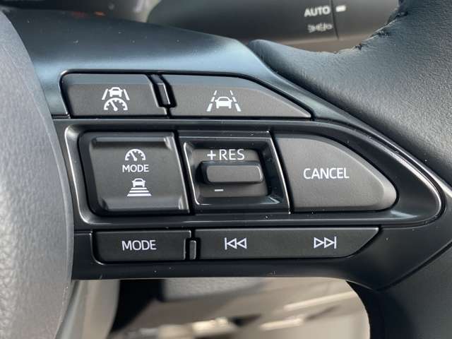 トヨタ ヤリスクロス　ハイブリッド １．５ ハイブリッド Ｚ アドベンチャー R7年 (九州・沖縄) 99