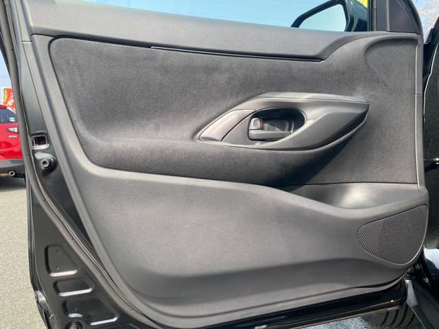 トヨタ ヤリスクロス　ハイブリッド １．５ ハイブリッド Ｚ アドベンチャー R7年 (九州・沖縄) 99