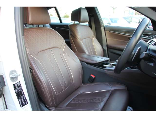 ＢＭＷ ５シリーズ ５２３Ｄ Ｘドライブ Ｍスポーツ エディション ジョイプラス ディーゼルターボ ４ＷＤ R3年 (関東) 99