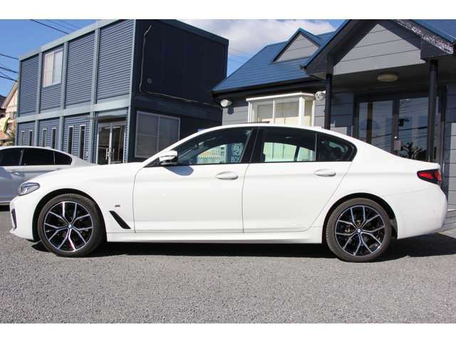 ＢＭＷ ５シリーズ ５２３Ｄ Ｘドライブ Ｍスポーツ エディション ジョイプラス ディーゼルターボ ４ＷＤ R3年 (関東) 99