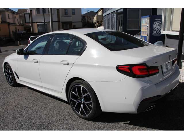 ＢＭＷ ５シリーズ ５２３Ｄ Ｘドライブ Ｍスポーツ エディション ジョイプラス ディーゼルターボ ４ＷＤ R3年 (関東) 99