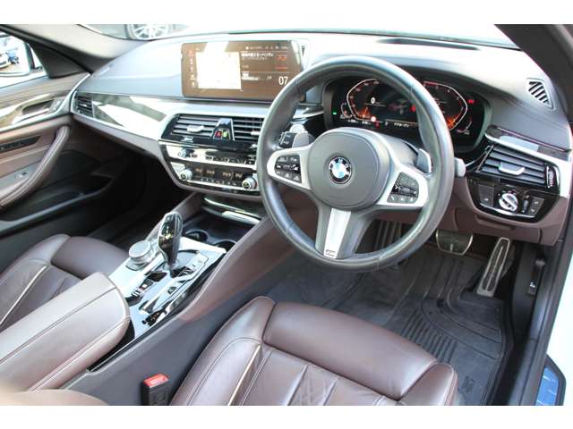 ＢＭＷ ５シリーズ ５２３Ｄ Ｘドライブ Ｍスポーツ エディション ジョイプラス ディーゼルターボ ４ＷＤ R3年 (関東) 99