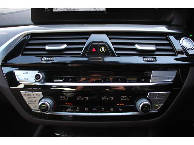 ＢＭＷ ５シリーズ ５２３Ｄ Ｘドライブ Ｍスポーツ エディション ジョイプラス ディーゼルターボ ４ＷＤ R3年 (関東) 99