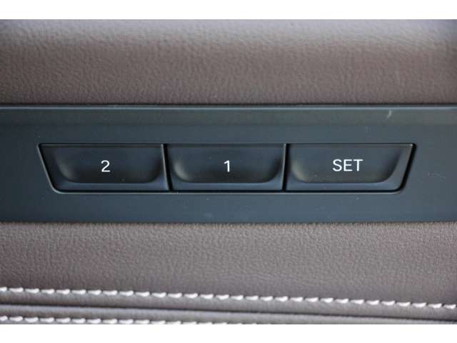 ＢＭＷ ５シリーズ ５２３Ｄ Ｘドライブ Ｍスポーツ エディション ジョイプラス ディーゼルターボ ４ＷＤ R3年 (関東) 99