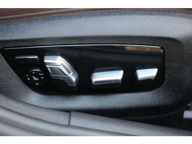 ＢＭＷ ５シリーズ ５２３Ｄ Ｘドライブ Ｍスポーツ エディション ジョイプラス ディーゼルターボ ４ＷＤ R3年 (関東) 99