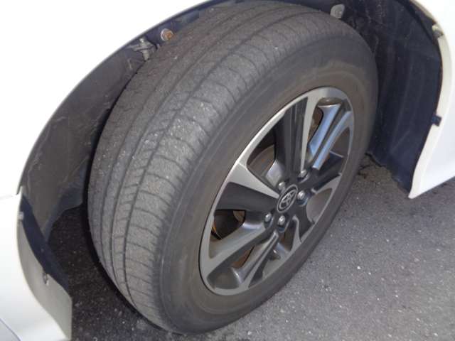 トヨタ ヴォクシー ２．０ ＺＳ 煌ＩＩＩ R3年 (中国) 99