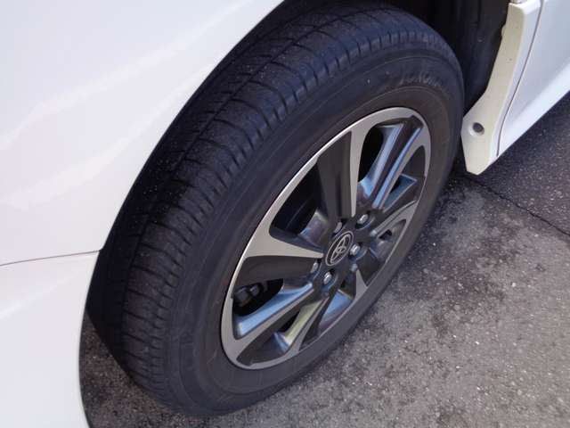 トヨタ ヴォクシー ２．０ ＺＳ 煌ＩＩＩ R3年 (中国) 99