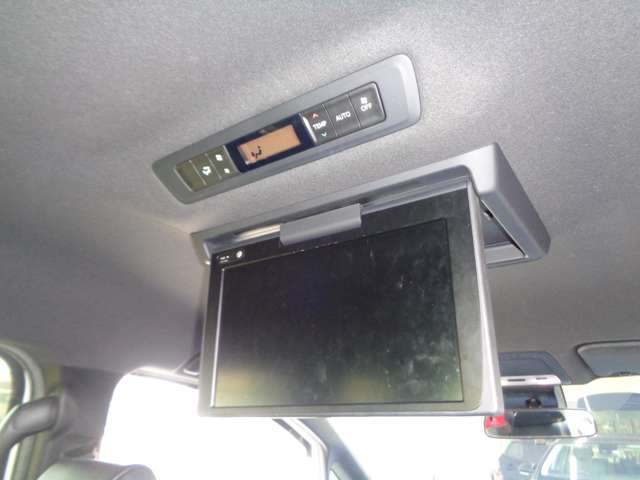 トヨタ ヴォクシー ２．０ ＺＳ 煌ＩＩＩ R3年 (中国) 99