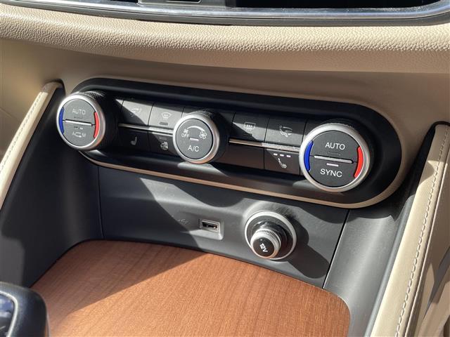 アルファロメオ ステルヴィオ ファースト エディション ４ＷＤ R2年 (東海) 99