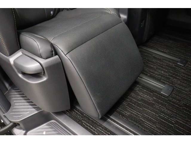 トヨタ アルファード　ハイブリッド ハイブリッド ２．５ Ｚ R5年 (東海) 99