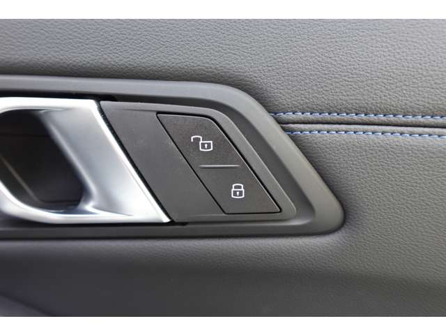 ＢＭＷ ３シリーズ ３１８Ｉ Ｍスポーツ R6年 (近畿) 99