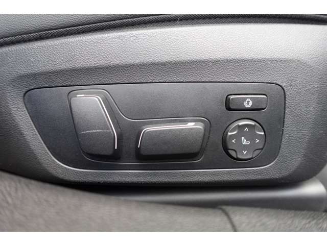 ＢＭＷ ３シリーズ ３１８Ｉ Ｍスポーツ R6年 (近畿) 99