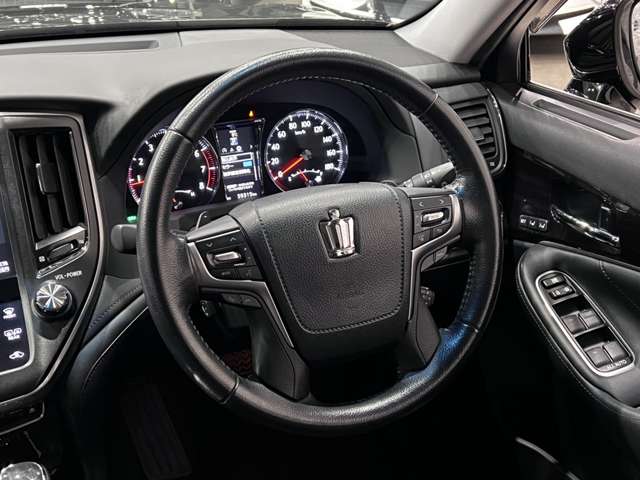 トヨタ クラウンアスリート ２．０ Ｇ－Ｔ H28年 (関東) 99