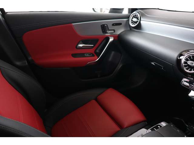 メルセデスベンツ Ａクラス Ａ１８０ スタイル ＡＭＧライン R1年 (近畿) 99