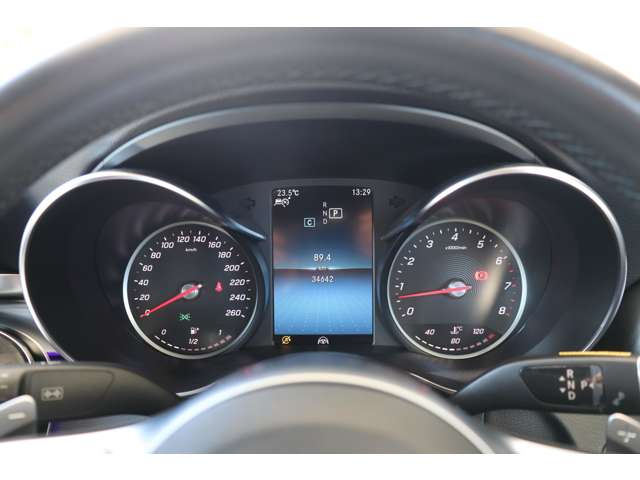 メルセデスベンツ Ｃクラス Ｃ１８０ アバンギャルド ＡＭＧライン R1年 (近畿) 99