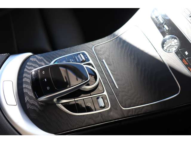 メルセデスベンツ Ｃクラス Ｃ１８０ アバンギャルド ＡＭＧライン R1年 (近畿) 99