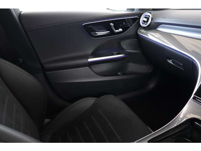 メルセデスベンツ Ｃクラスワゴン Ｃ２２０ Ｄ アバンギャルド ＡＭＧライン （ＩＳＧ搭載モデル） ディーゼルターボ R4年 (近畿) 99