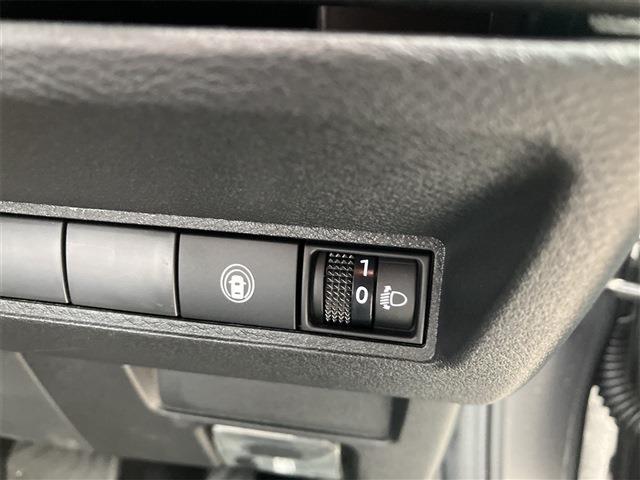 日産 ノート １．２ Ｘ R6年 (東海) 99