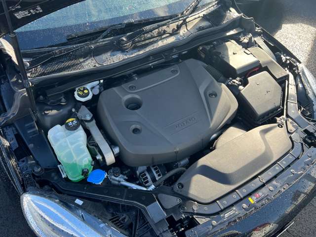 ボルボ Ｖ４０ Ｄ４ インスクリプション ディーゼルターボ R1年 (東北) 99