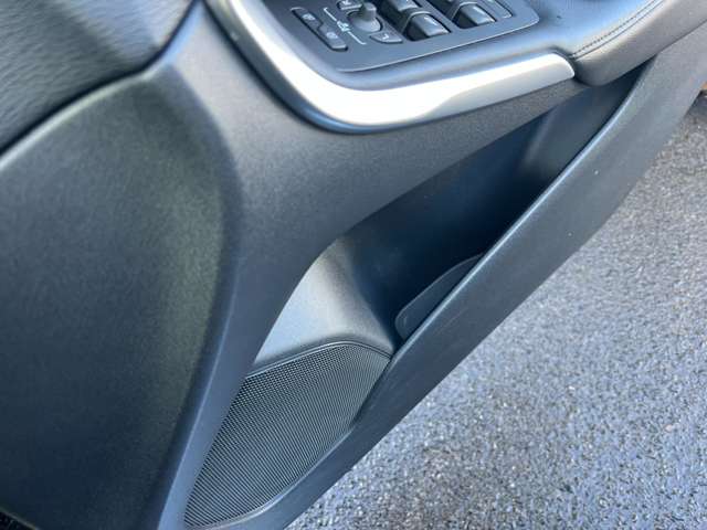 ボルボ Ｖ４０ Ｄ４ インスクリプション ディーゼルターボ R1年 (東北) 99