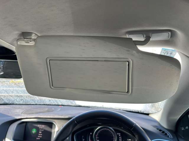 ボルボ Ｖ４０ Ｄ４ インスクリプション ディーゼルターボ R1年 (東北) 99