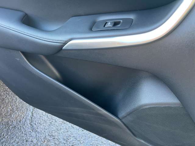 ボルボ Ｖ４０ Ｄ４ インスクリプション ディーゼルターボ R1年 (東北) 99