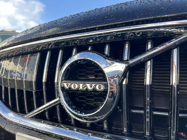 ボルボ Ｖ４０ Ｄ４ インスクリプション ディーゼルターボ R1年 (東北) 99