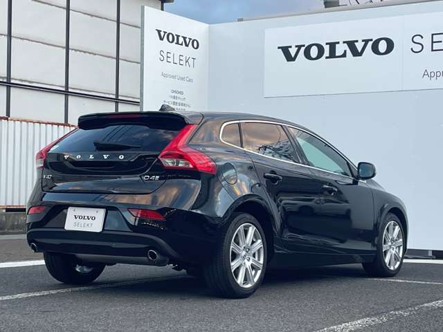 ボルボ Ｖ４０ Ｄ４ インスクリプション ディーゼルターボ R1年 (東北) 99